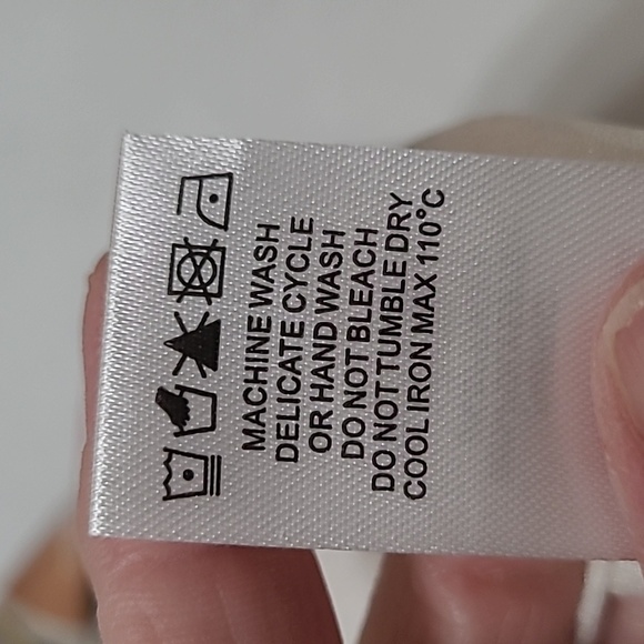 CROSBY by Mollie Burch Lowery Maxi Dress in Flowerpress size XL - Picture 8 of 12